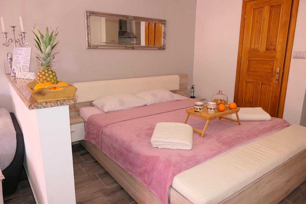 סנג' Apartment Laura מראה חיצוני תמונה