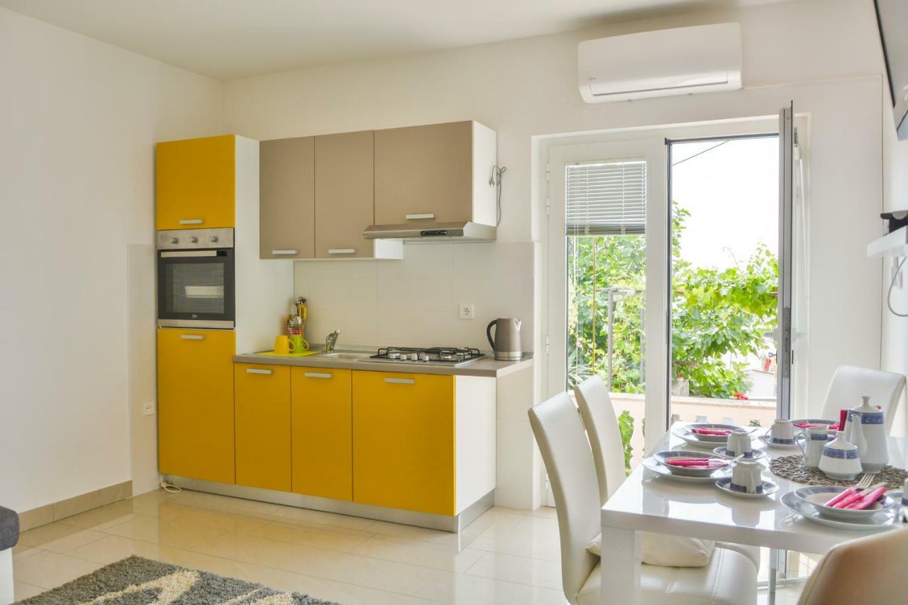 סנג' Apartment Laura מראה חיצוני תמונה